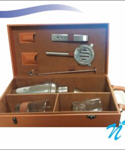 Leatherette Bar Accessories Set