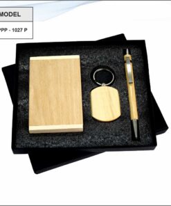 Wooden Gift Set With Plastic Pen